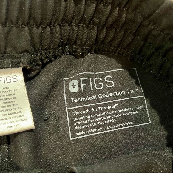 Black Figs Jogger size Medium Petite - Picture 2 of 3
